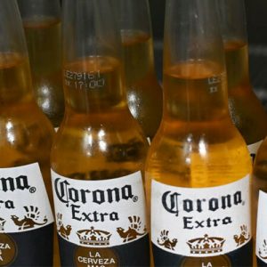 В США перестали покупать пиво, созвучное со словом «коронавирус»