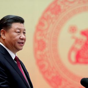 Президент Китая посетил центр вспышки коронавируса