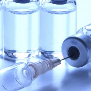 Великобритания начала испытания вакцины от коронавируса на людях, Германия и Израиль – планируют
