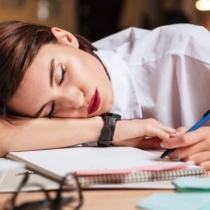 Психологи объясняют повышенную усталость во время локдауна