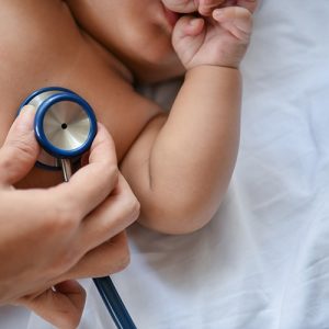 Український противірусний препарат допомагає лікарям та новонародженим дітям, – Асоціація неонатологів