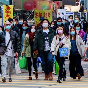 В Китай вернулся коронавирус: в городах вводят военное положение