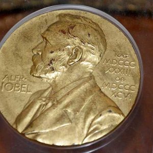 Коронавирус существенно изменил вручение Нобелевской премии: церемония уходит «на удаленку»