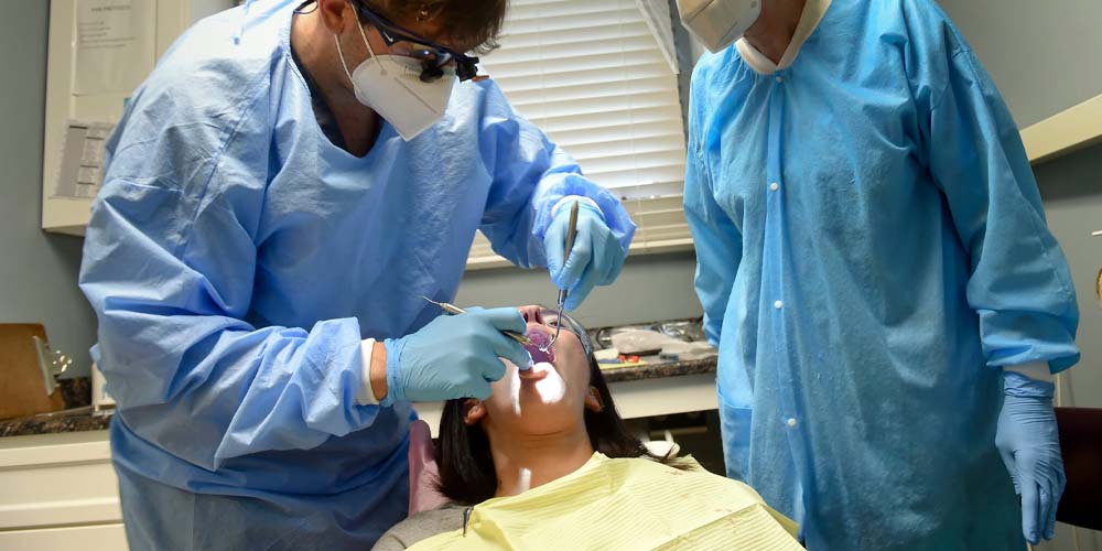 Коронавирус может повлиять на здоровье зубов