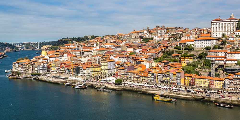 В Португалии один из самых высоких уровней заболеваемости COVID-19