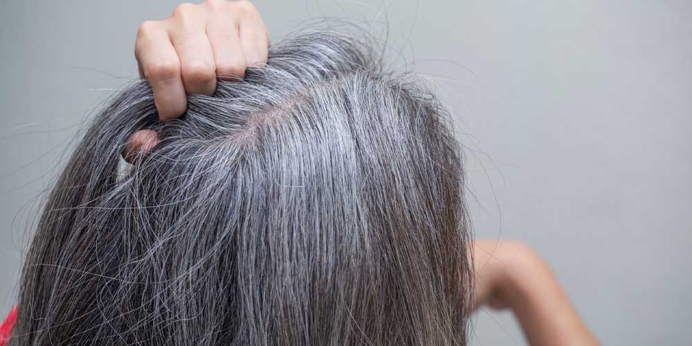 Исследователи захотели понять, почему некоторые женщины предпочитают натуральные седые волосы