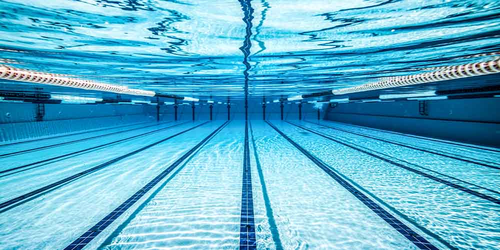 Хлорированная вода в бассейне убивает коронавирус за 30 секунд – исследование