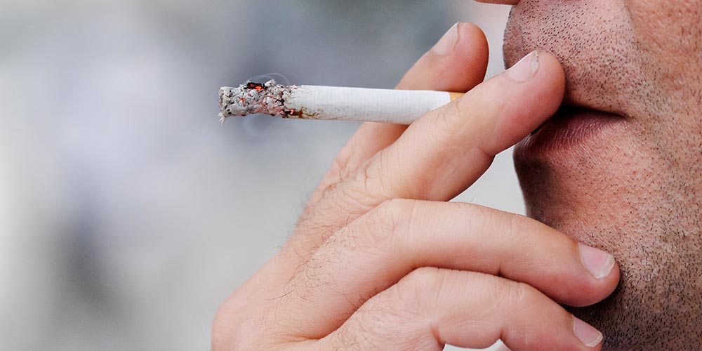 Вред от курения может передаваться детям и даже внукам