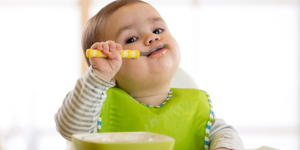 Привычка быстро есть может привести к ожирению ребенка