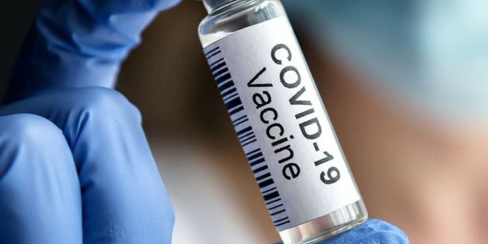 Жителям Уганды вкололи сотни “липовых” вакцин от COVID-19