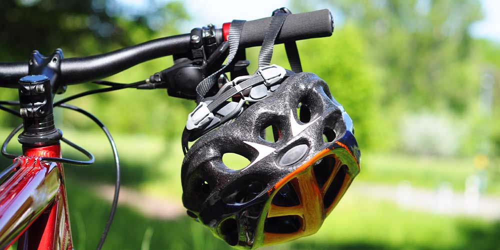 Ученые создали более прочный и безопасный велосипедный шлем