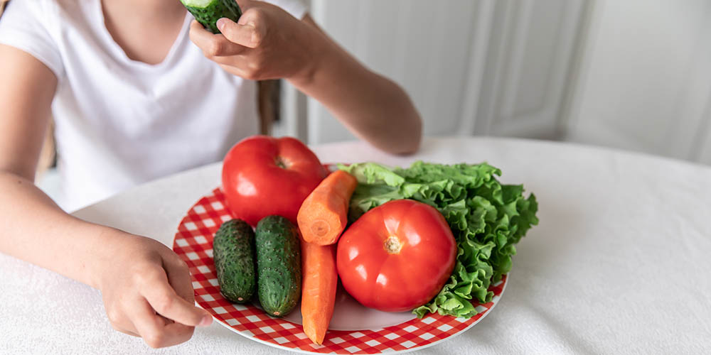 Нашли научный способ приучить детей есть больше овощей
