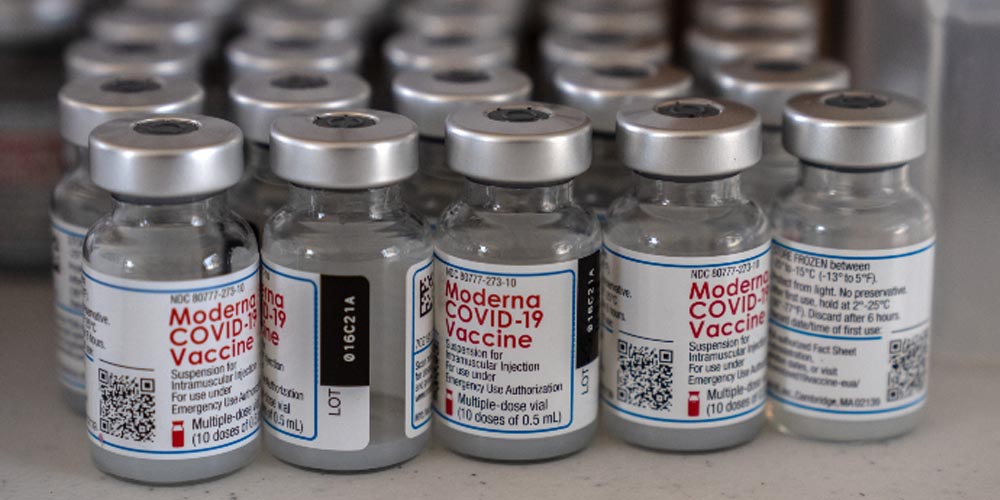 Аллергия на мРНК-вакцины от COVID-19 встречается редко и обычно легко проходит
