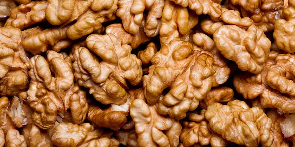 Употребление грецких орехов снижает уровень «плохого холестерина»