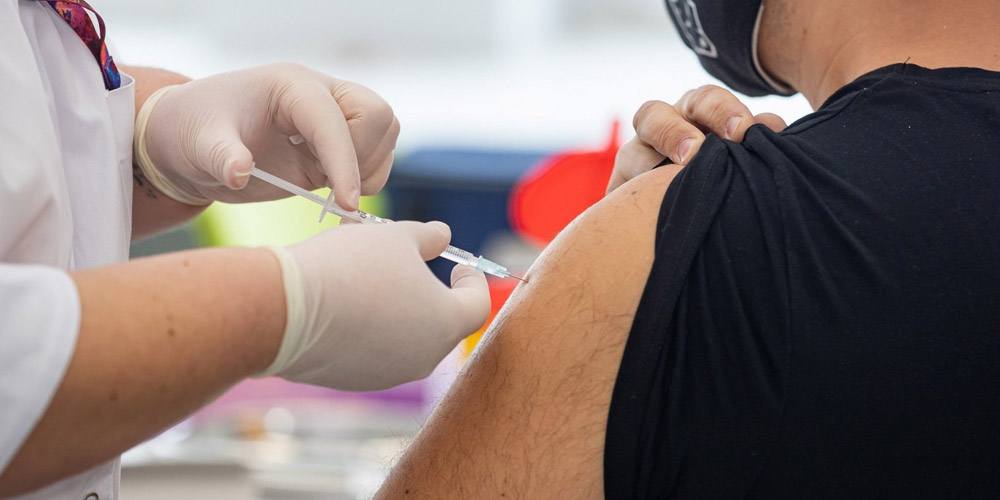 В Новой Зеландии мужчина получил порядка 10 вакцин от коронавируса за день
