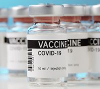 Некоторые производители уже тестируют свои вакцины против варианта Омикрон