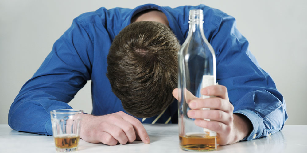 Злоупотребление алкоголем может вызвать синдром «праздничного сердца»