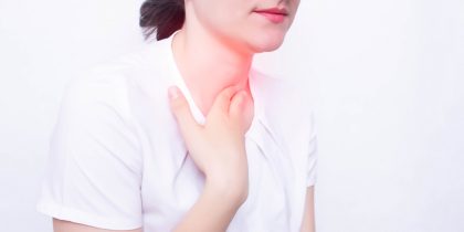 Охриплость голоса может быть одним из симптомов коронавируса