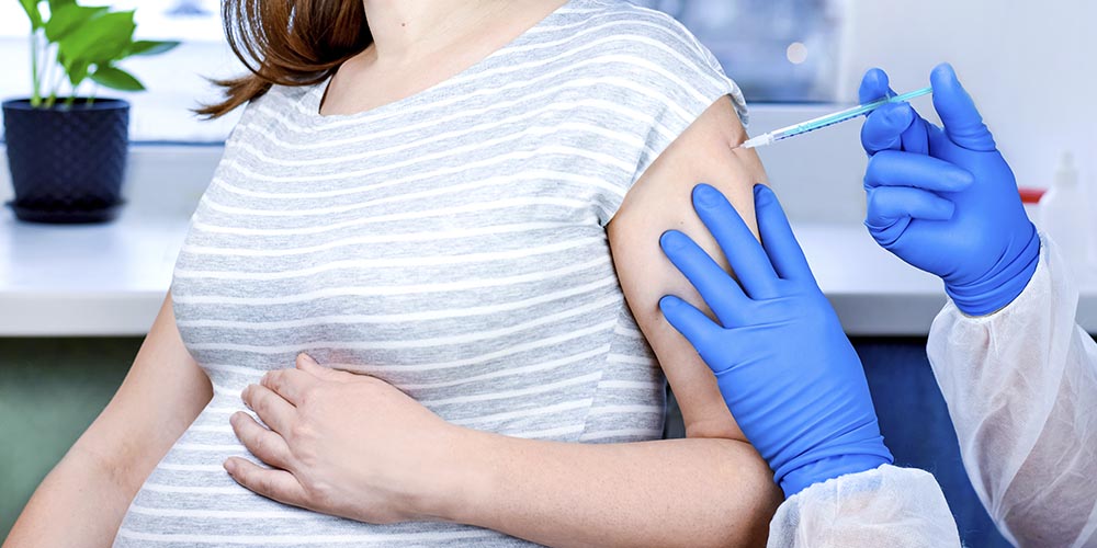 У новорожденных отличные антитела к COVID-19, если их мамы вакцинировались во время беременности